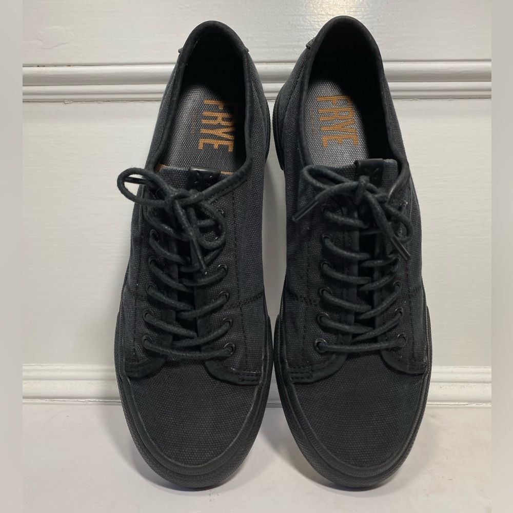 FRYE Women’s Low Top Canvas Sneakers with Leather Shoelaces in Black Size 7.5M